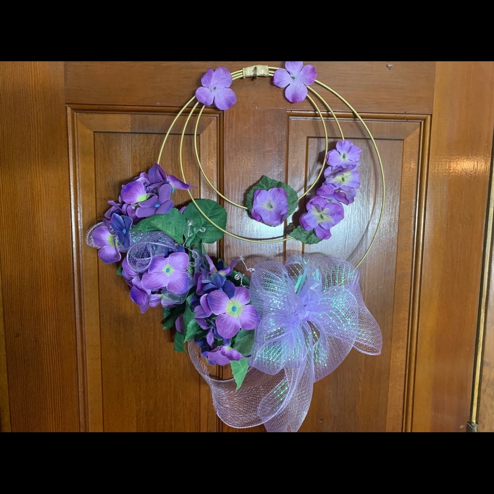 Wreath hydrangeas just in time hanging wreath